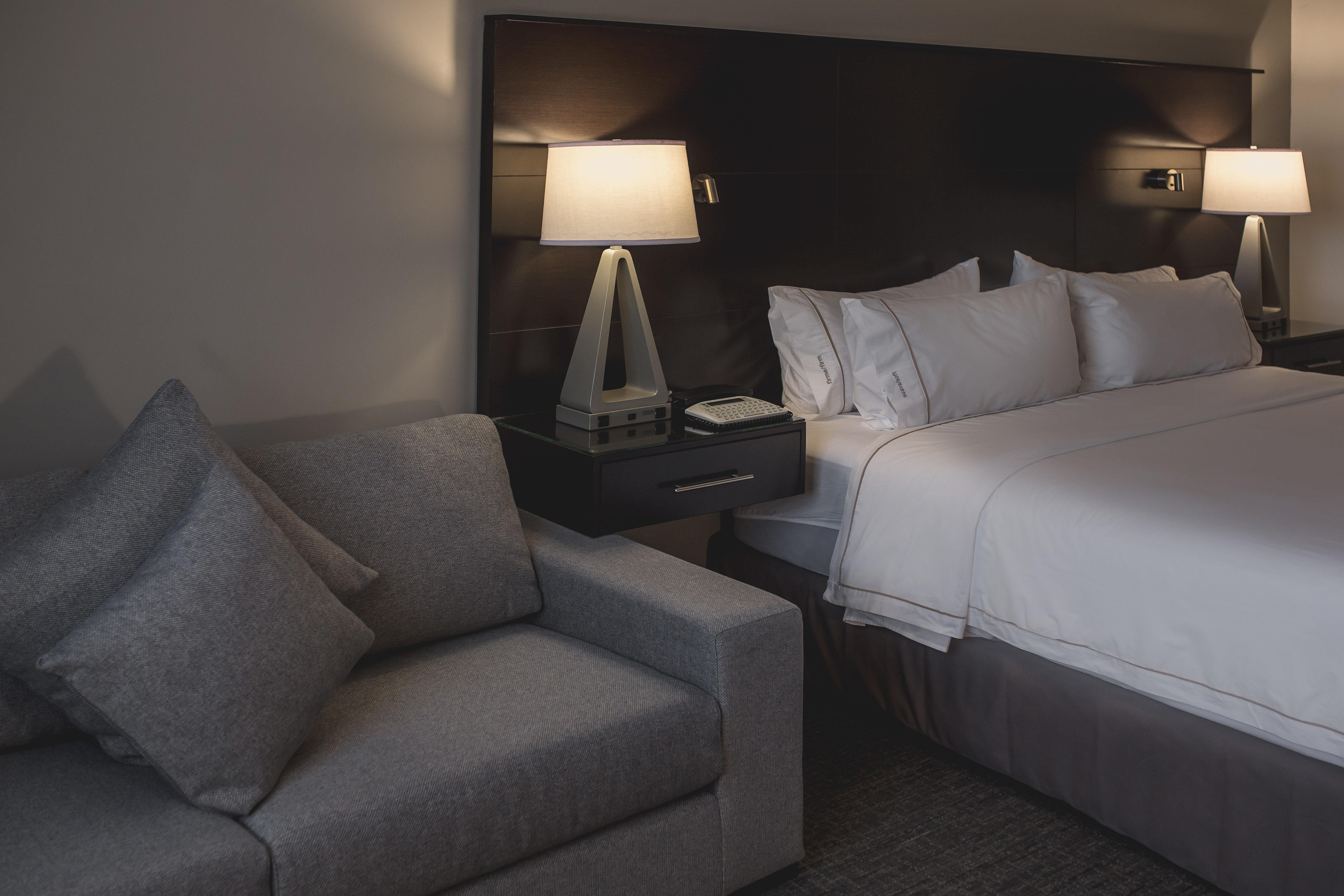 Holiday Inn Express & Suites Silao Aeropuerto Terminal By Ihg Exterior foto
