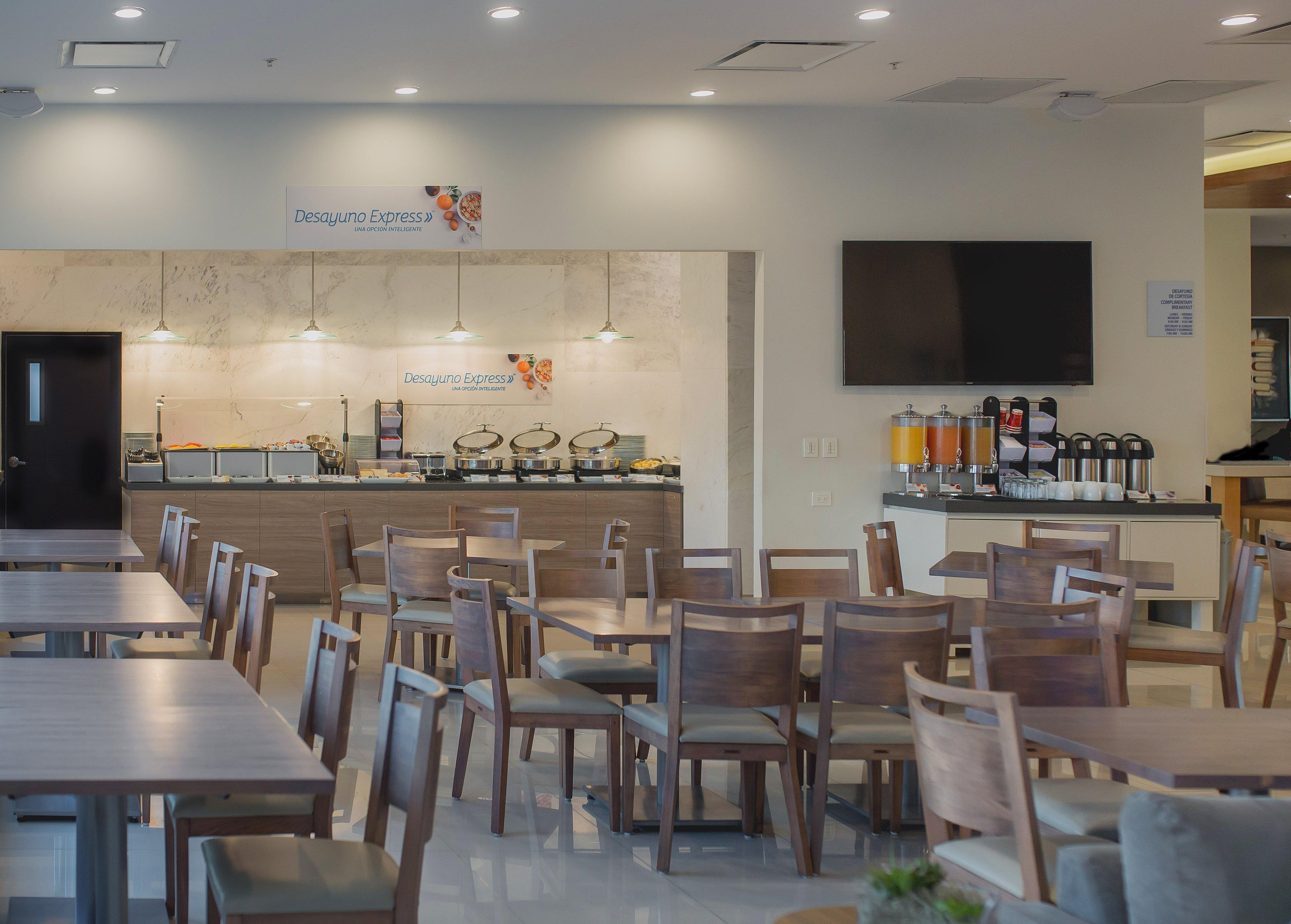 Holiday Inn Express & Suites Silao Aeropuerto Terminal By Ihg Exterior foto