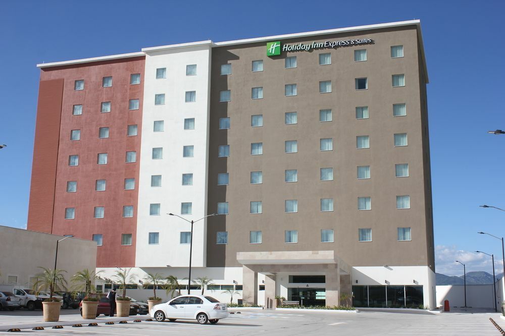 Holiday Inn Express & Suites Silao Aeropuerto Terminal By Ihg Exterior foto